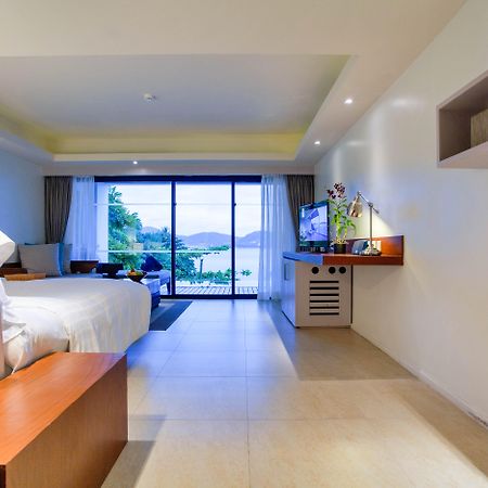 Zenmaya Oceanfront Phuket, Trademark Collection By Wyndham Patong Екстер'єр фото Deluxe Ocean View