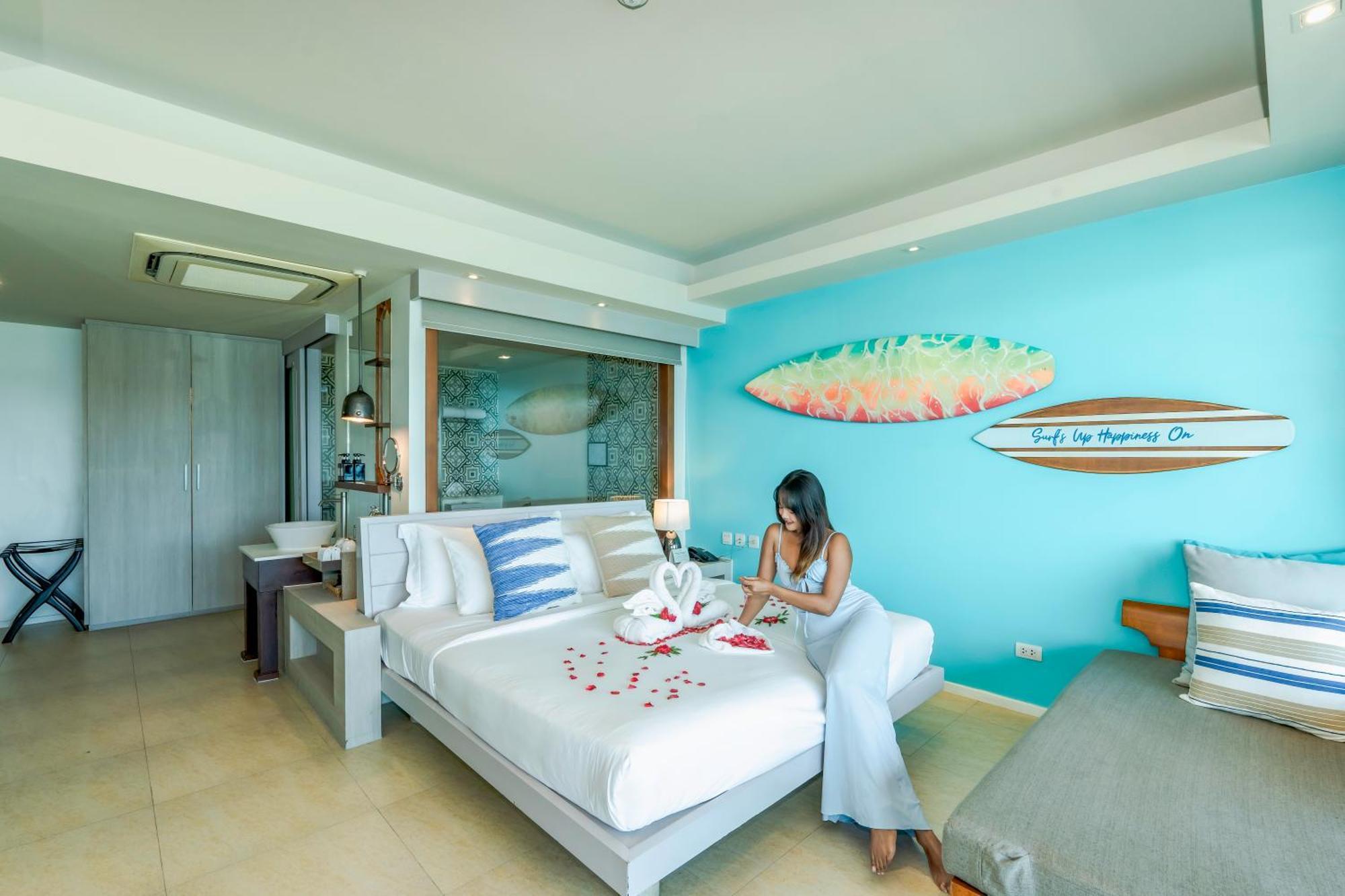 Zenmaya Oceanfront Phuket, Trademark Collection By Wyndham Patong Екстер'єр фото Deluxe Ocean View