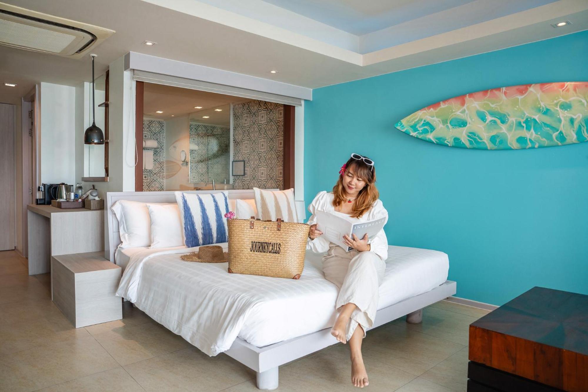 Zenmaya Oceanfront Phuket, Trademark Collection By Wyndham Patong Екстер'єр фото A guest at the hotel